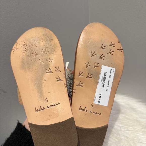 Beeks Swift Sandals - Size 6 - Picture 4 of 5